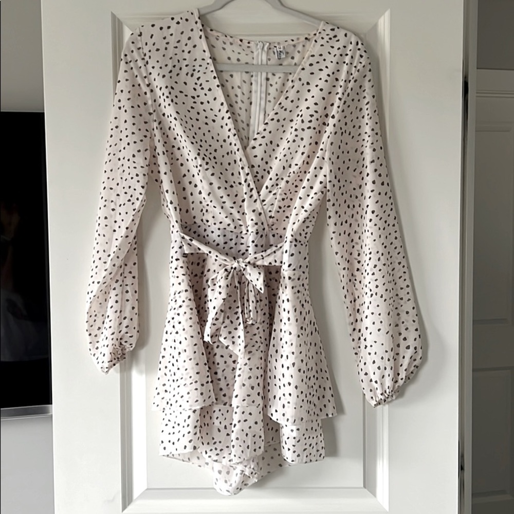 Amazon Dot Short Jumpsuit - Size Med - Never Worn